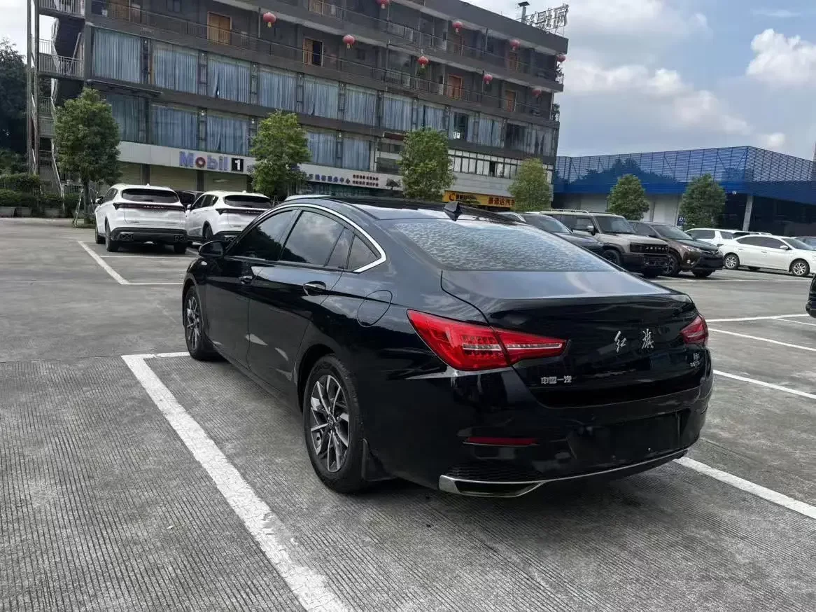 Hongqi H5 classic