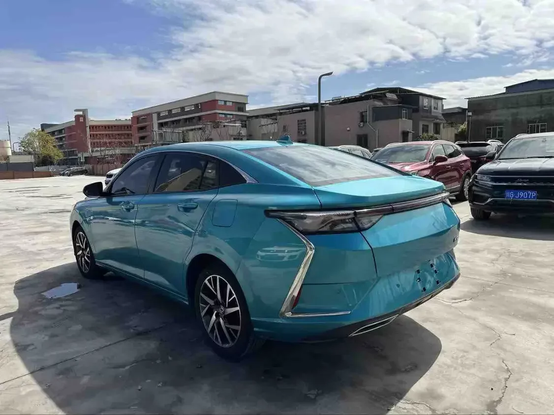 Dongfeng Yixuan