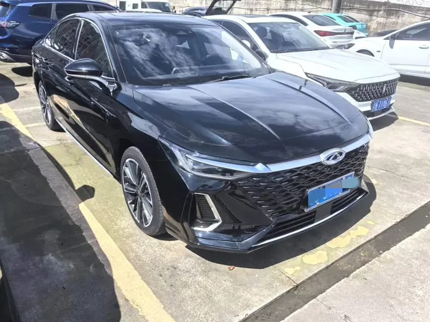 Chery Arrizo 8