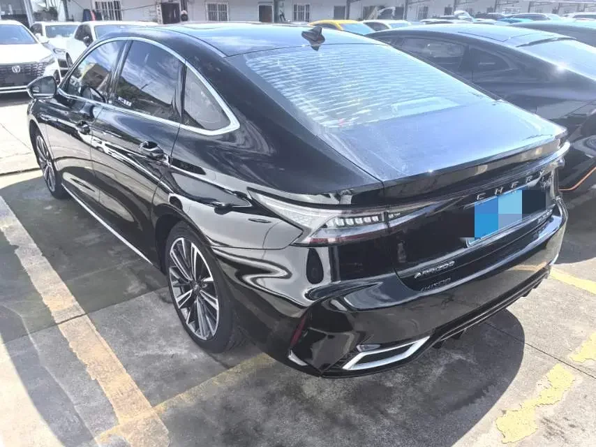 Chery Arrizo 8