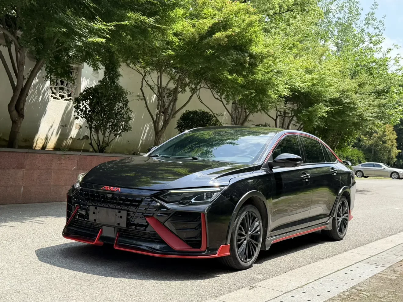 Dongfeng Yixuan MAX