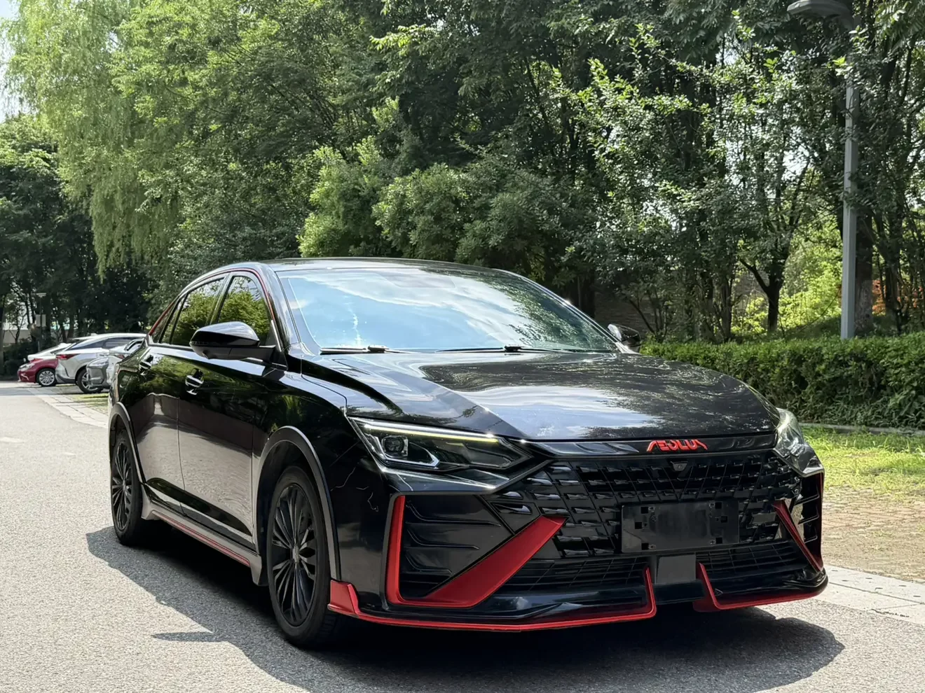Dongfeng Yixuan MAX