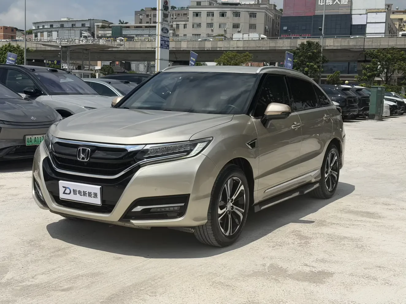 Honda UR-V