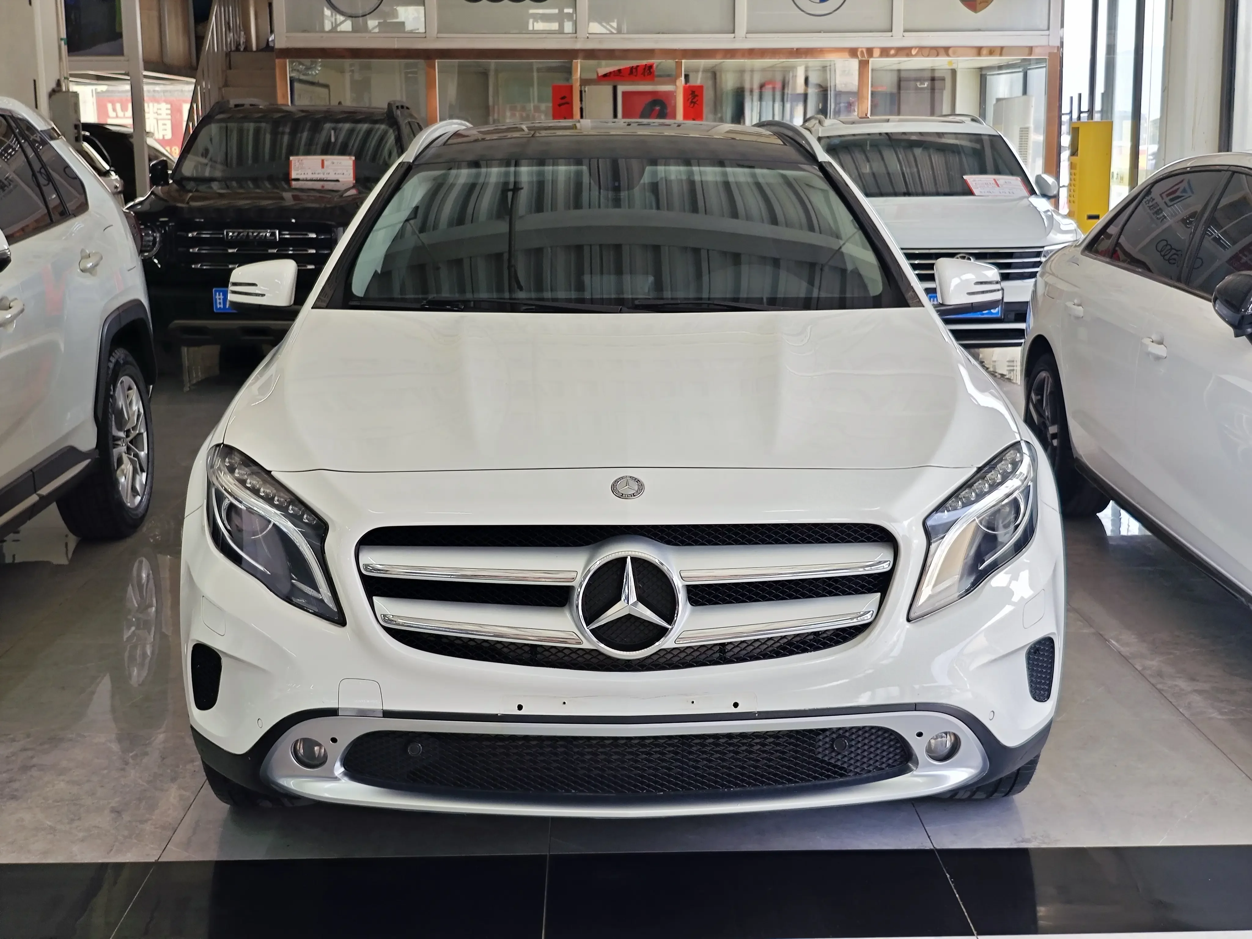 Mercedes-Benz GLA
