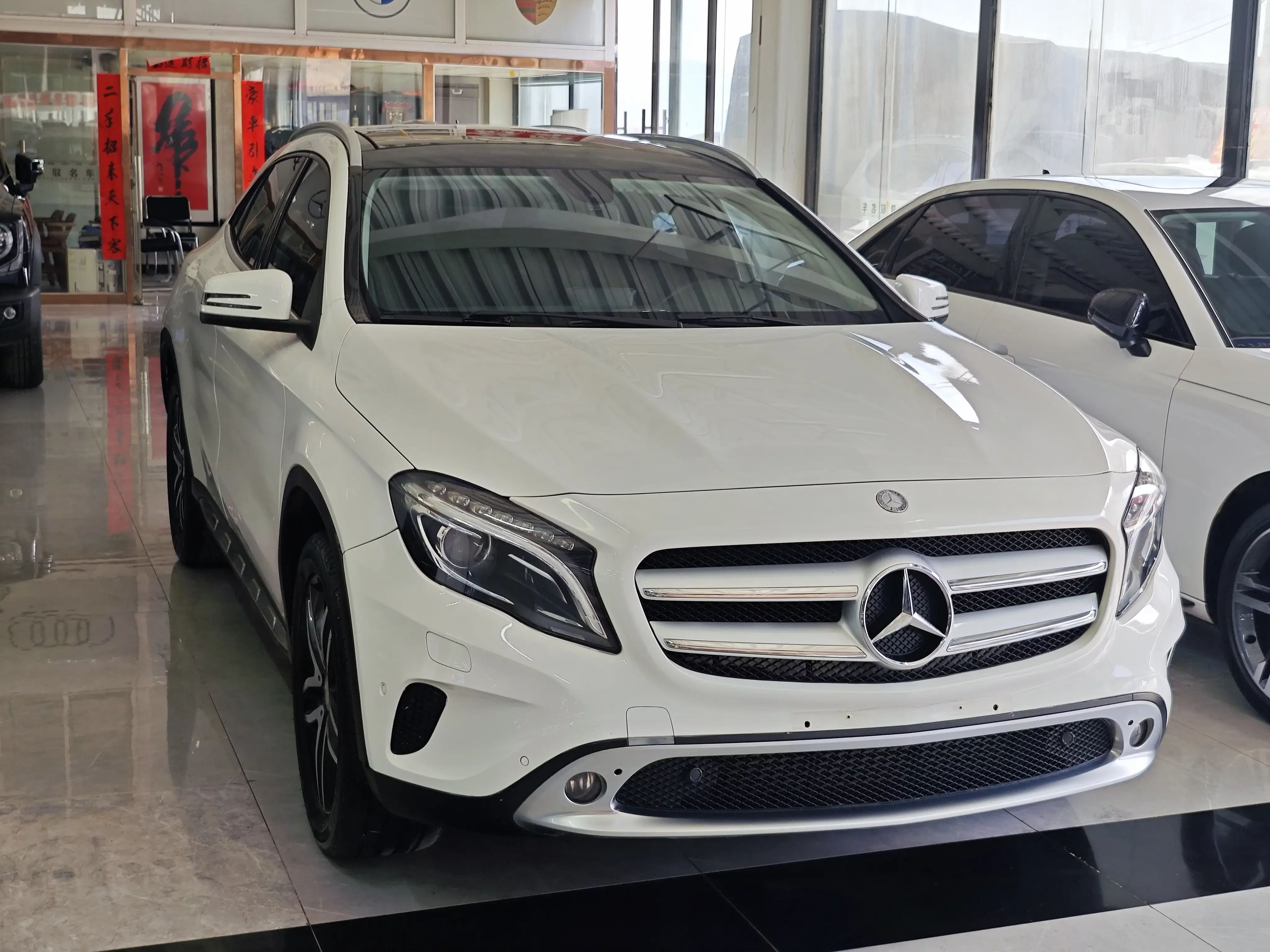 Mercedes-Benz GLA