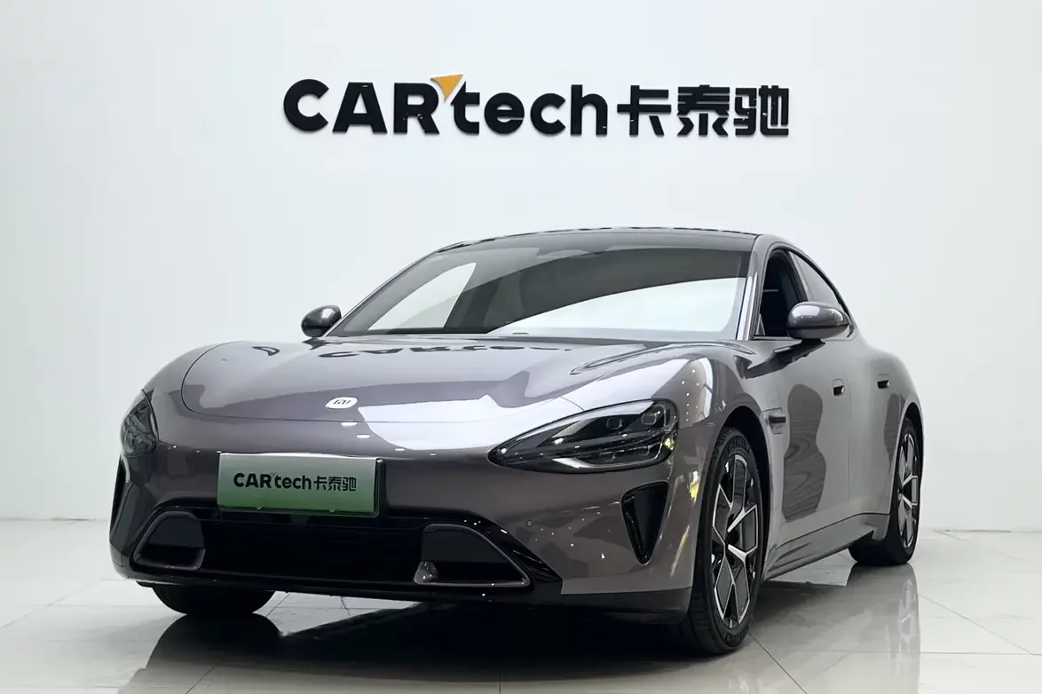 Xiaomi car Xiaomi SU7  из Китая