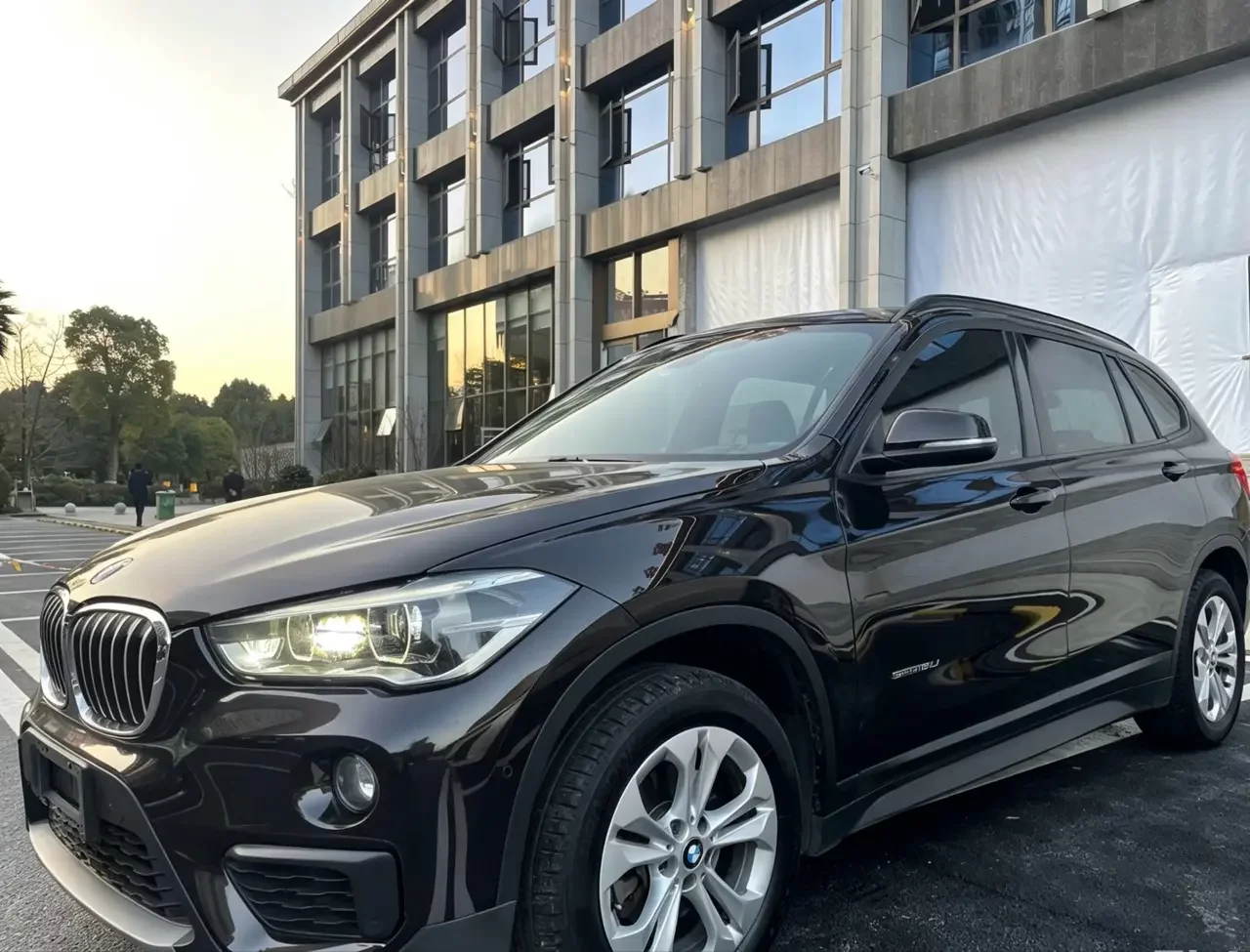 BMW X1  из Китая