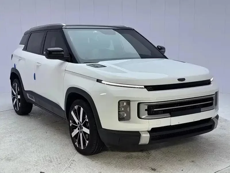 Geely ICON