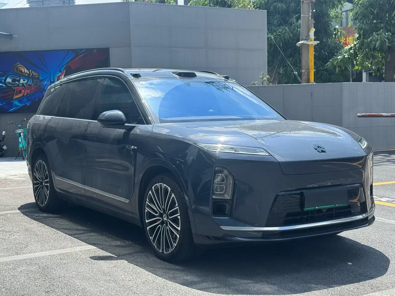 NIO ES8  из Китая