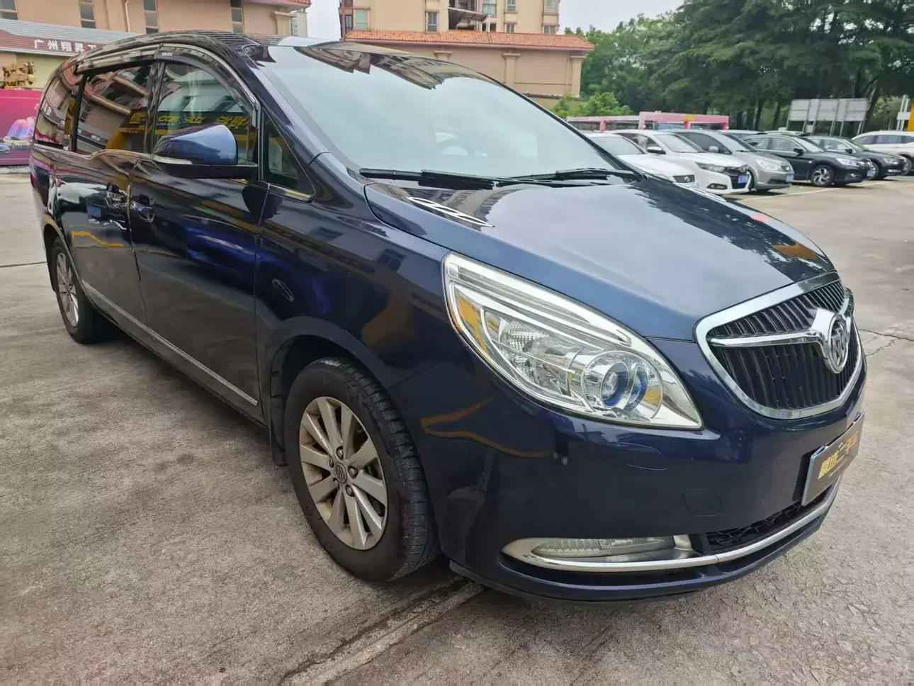 Buick GL8