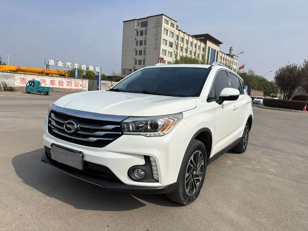 GAC Trumpchi GS4  из Китая