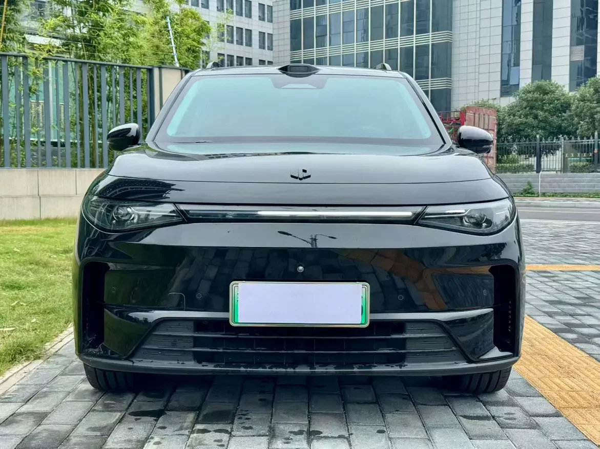 Leapmotor C16
