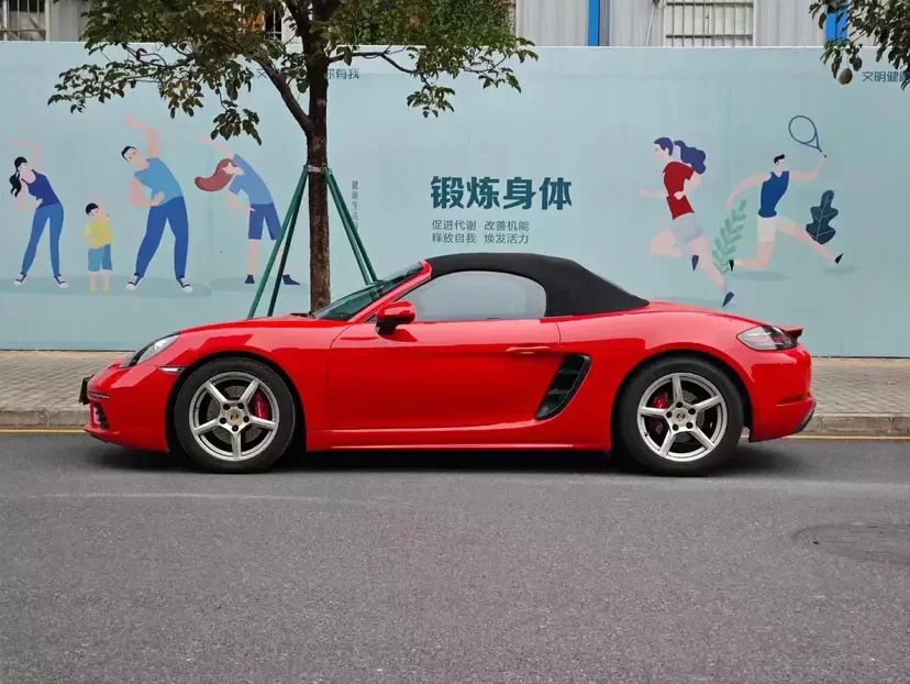 Porsche 718