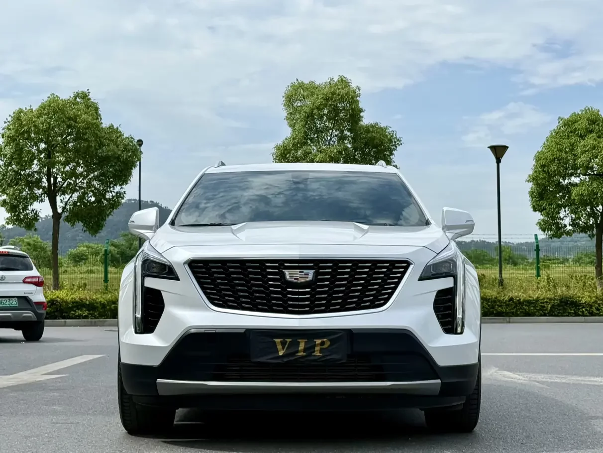 Cadillac XT4