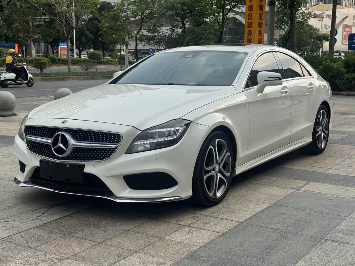 Mercedes-Benz CLS