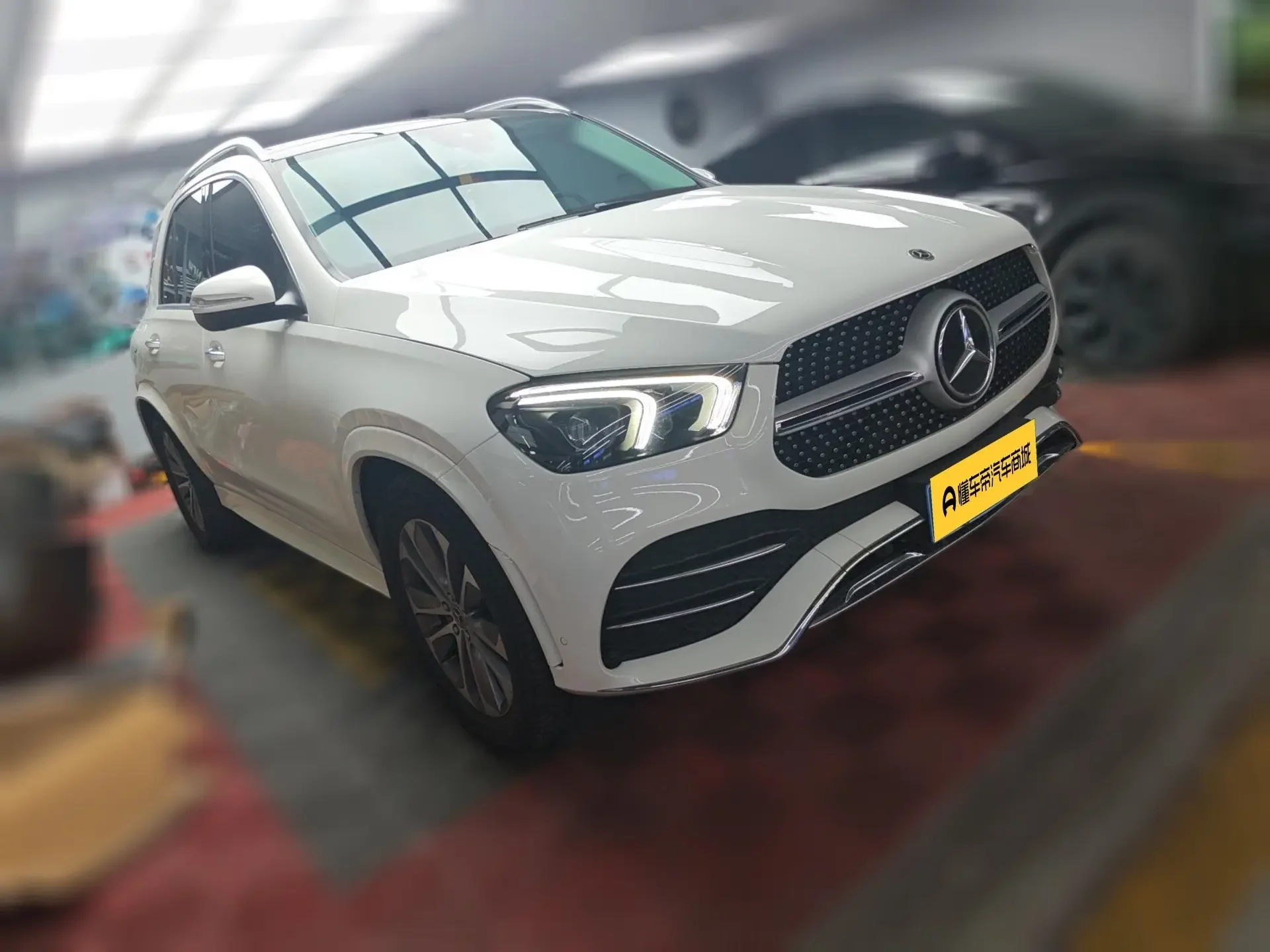 Mercedes-Benz GLE (Imported)