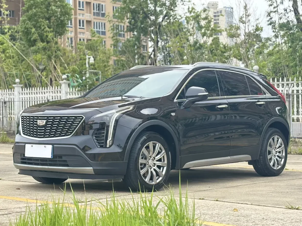 Cadillac XT4  из Китая