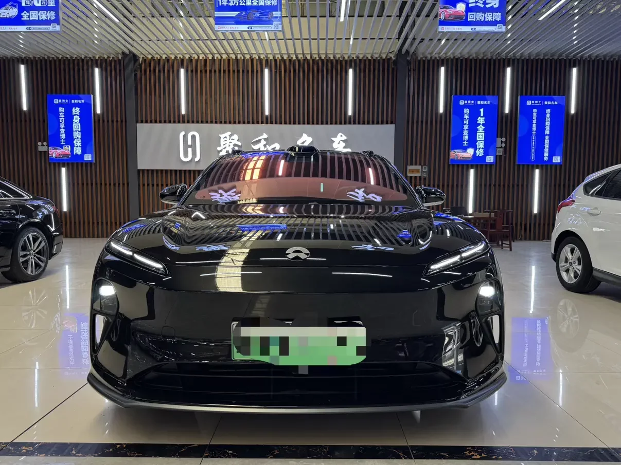 NIO ET5T  из Китая
