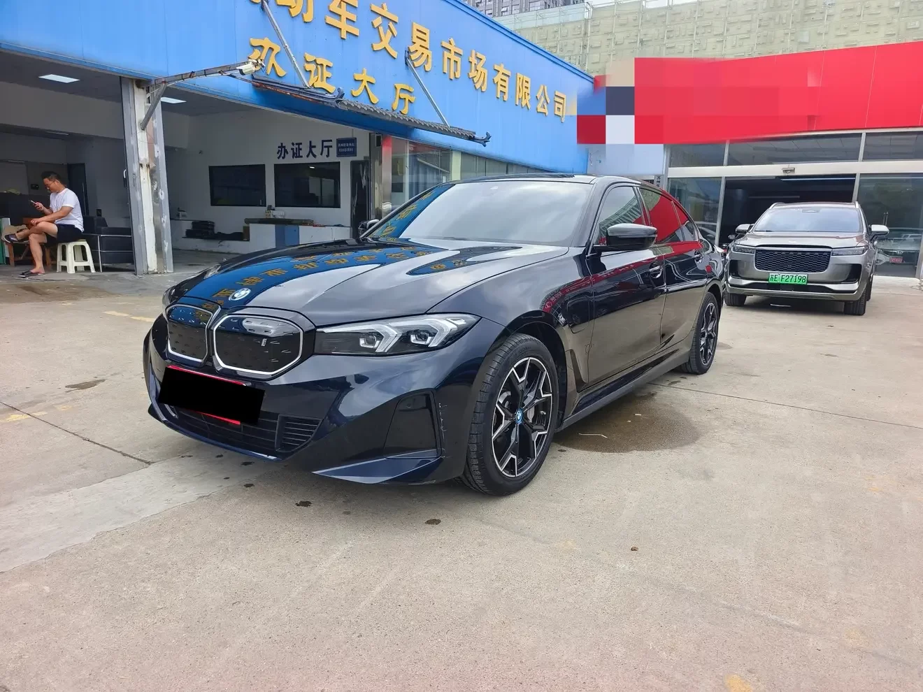 BMW i3