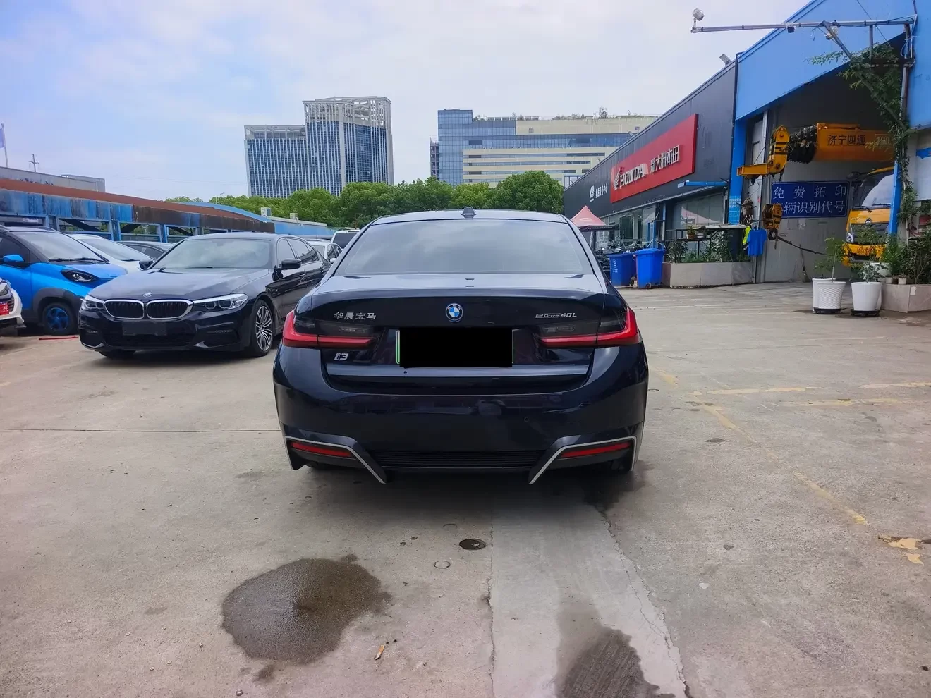 BMW i3
