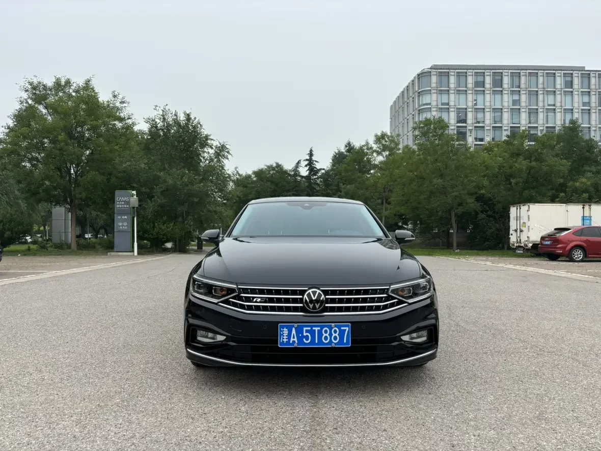 Volkswagen Magotan