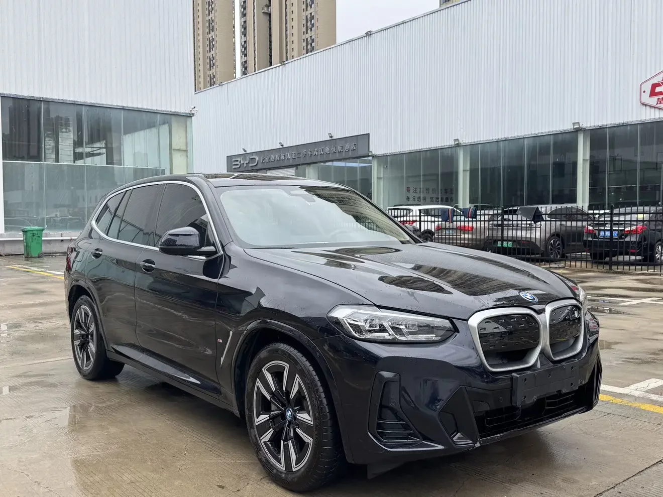 BMW iX3