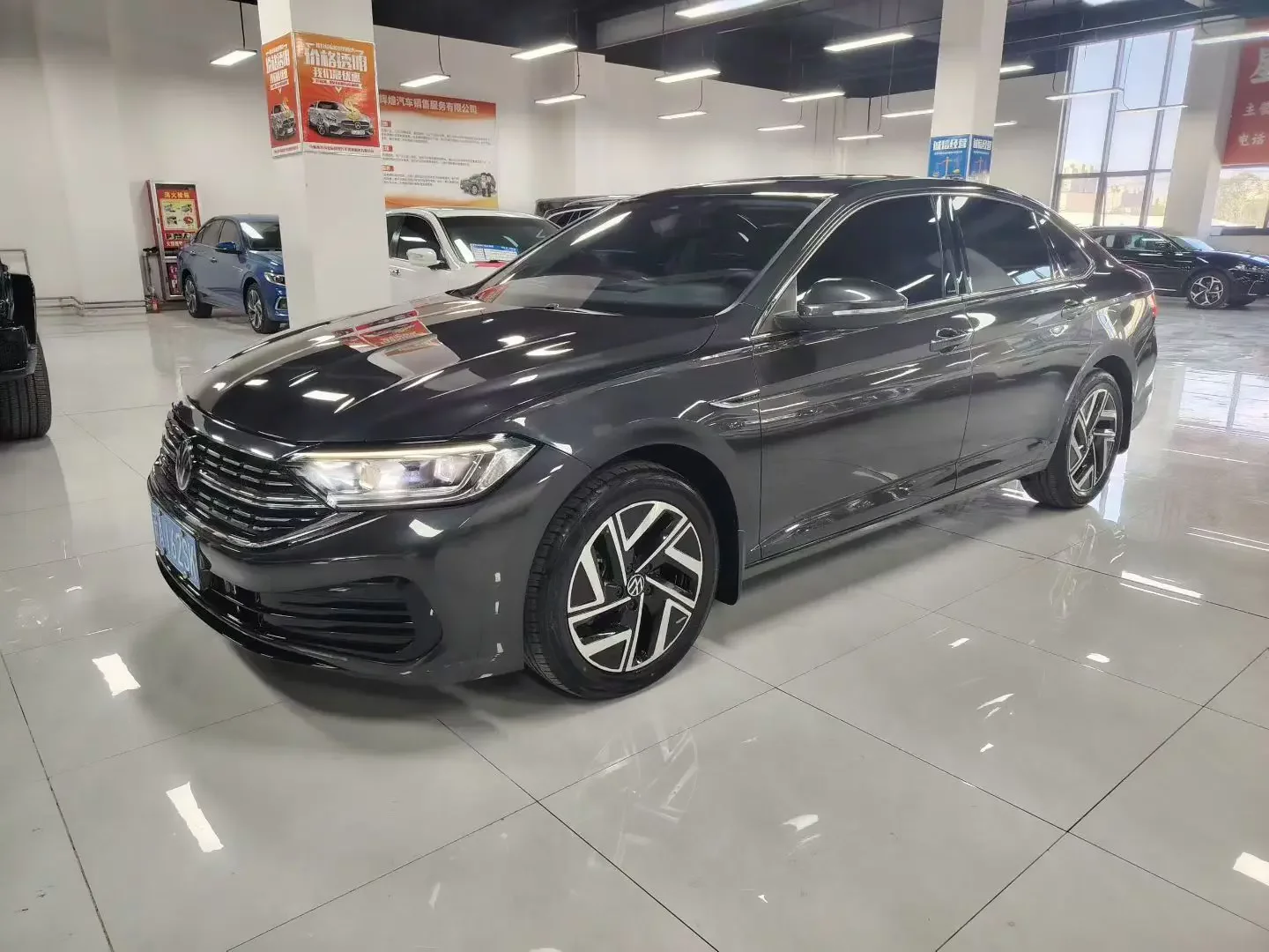 Volkswagen Sagitar