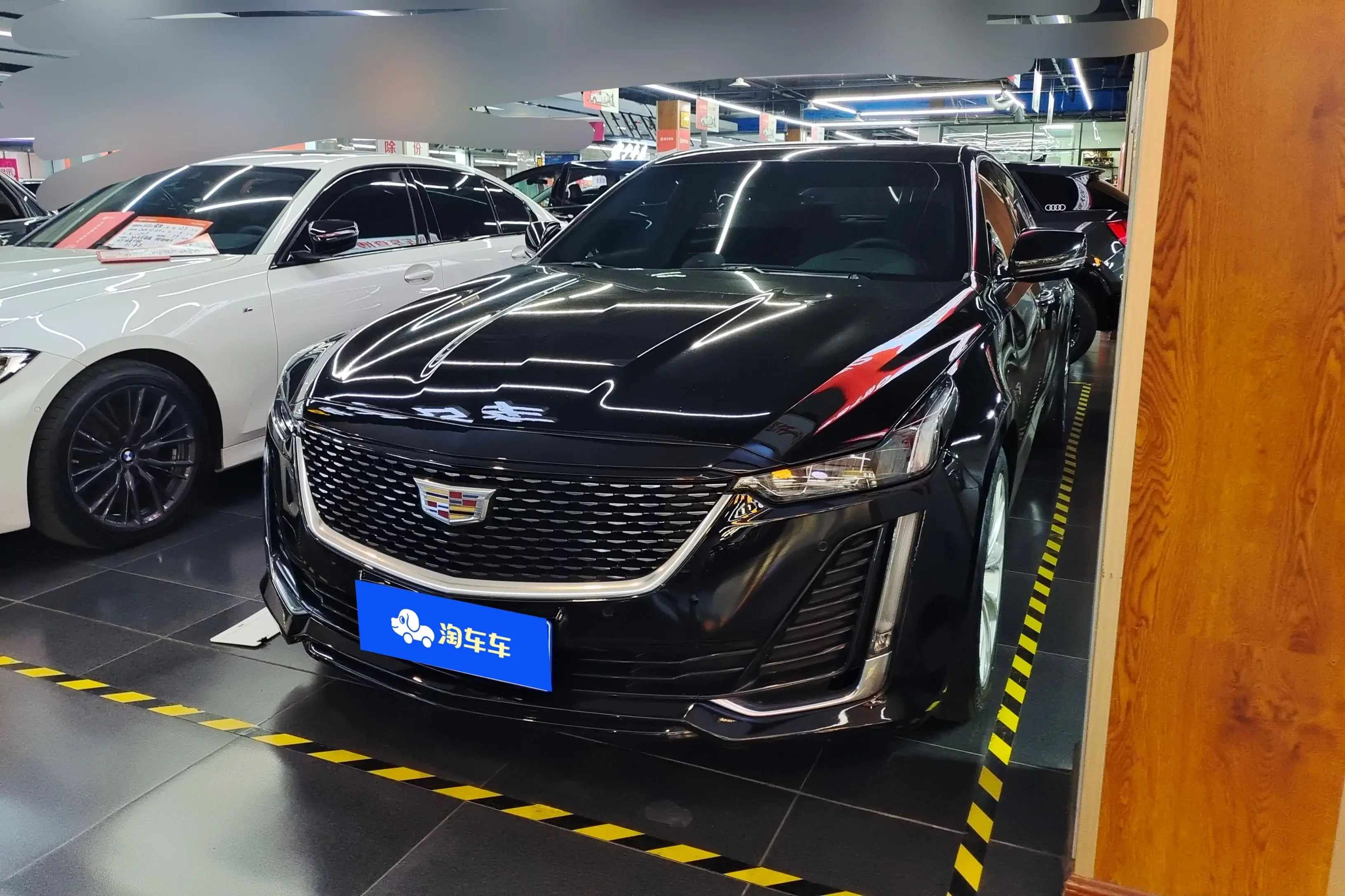 Cadillac CT5  из Китая