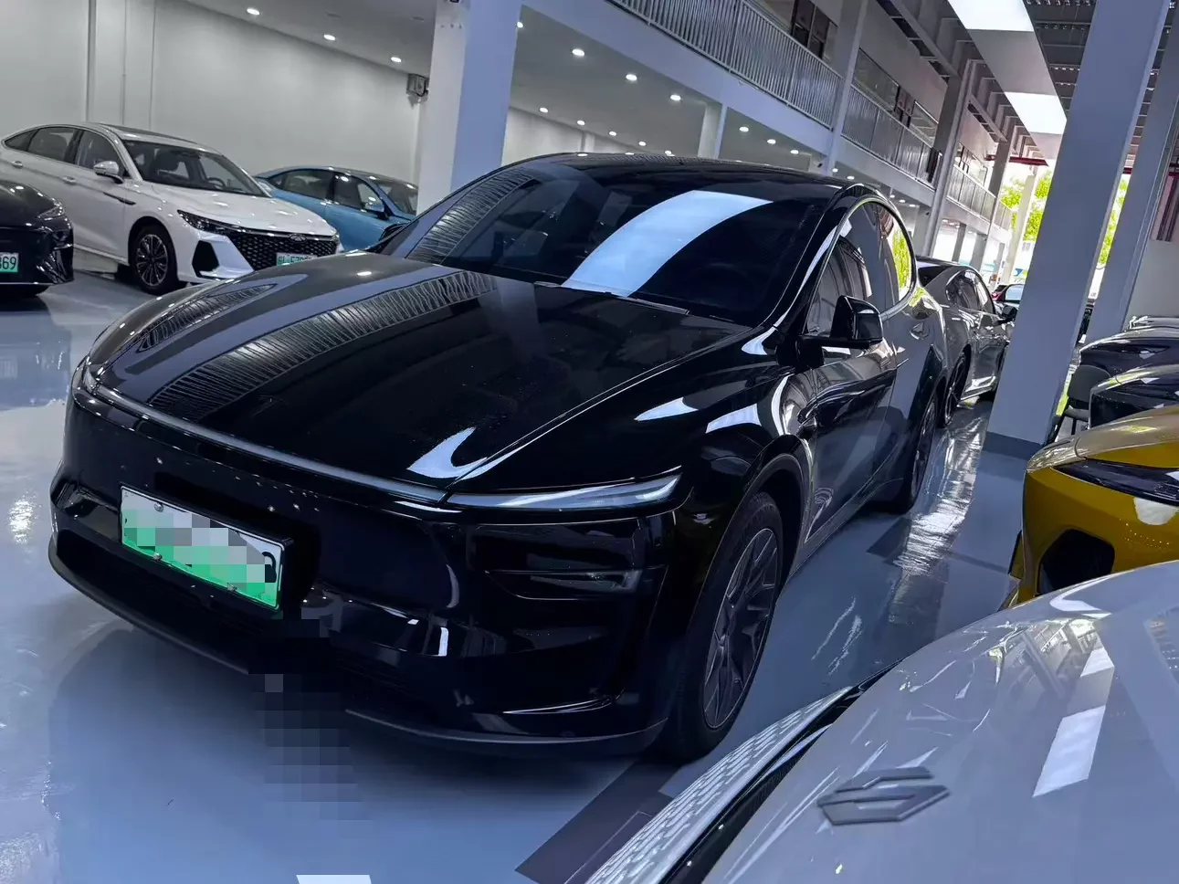 Tesla Model YL  из Китая