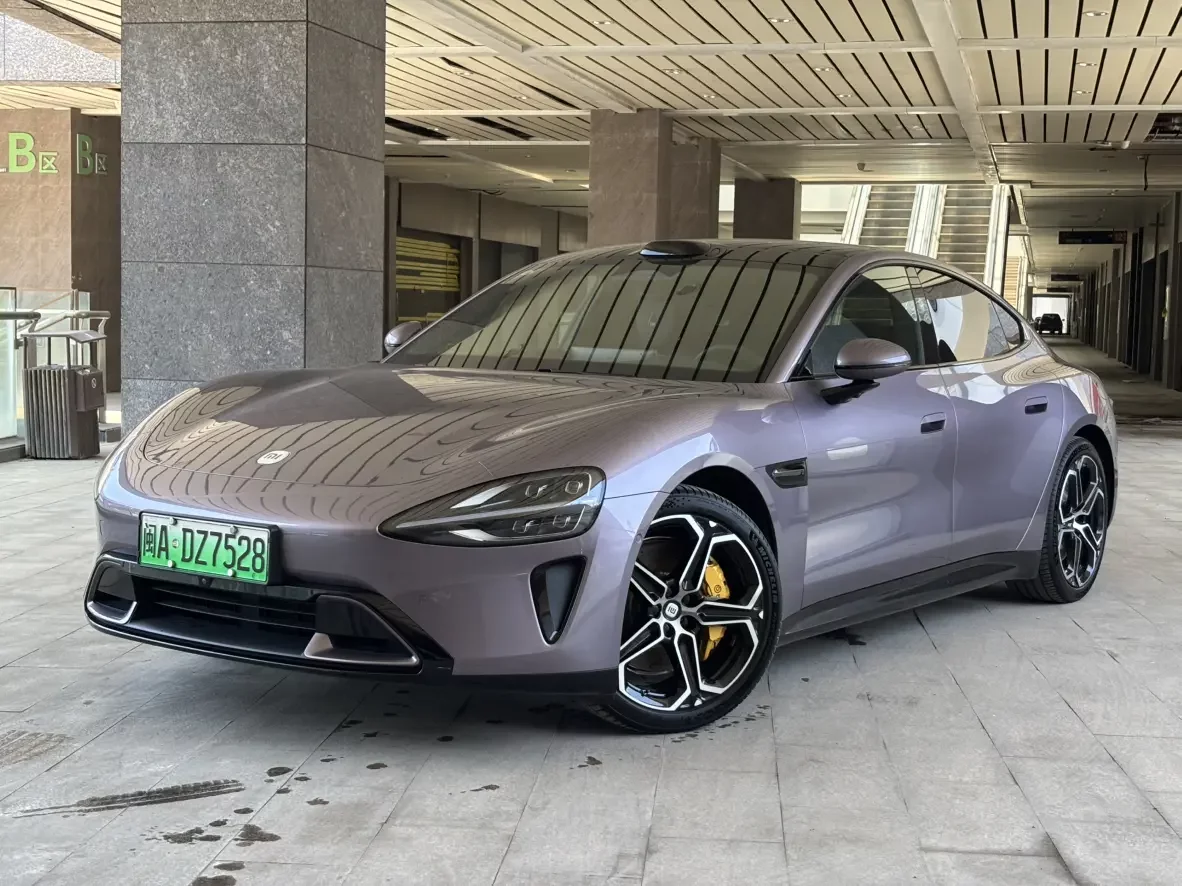 Xiaomi car Xiaomi SU7  из Китая