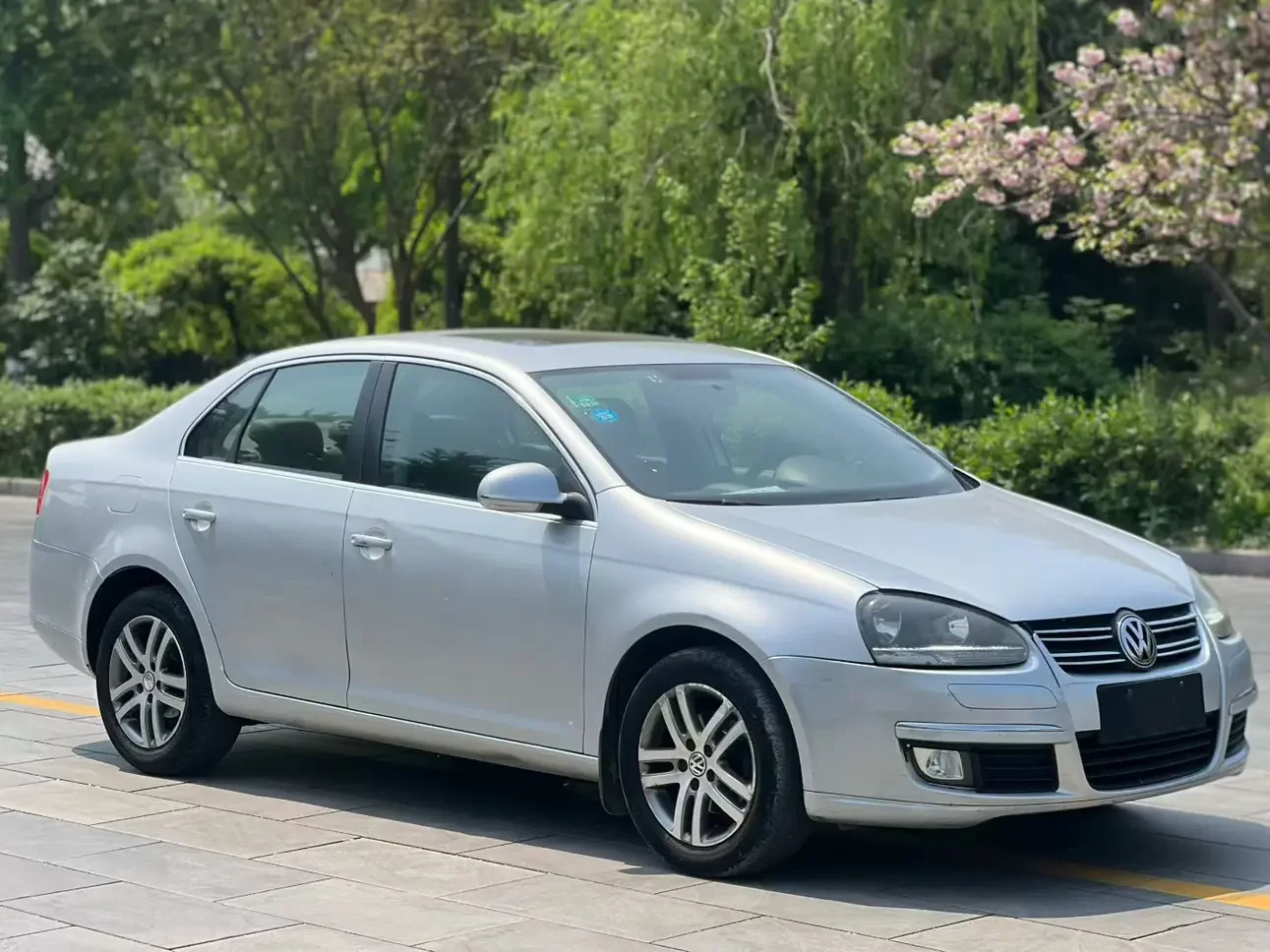 Volkswagen Sagitar