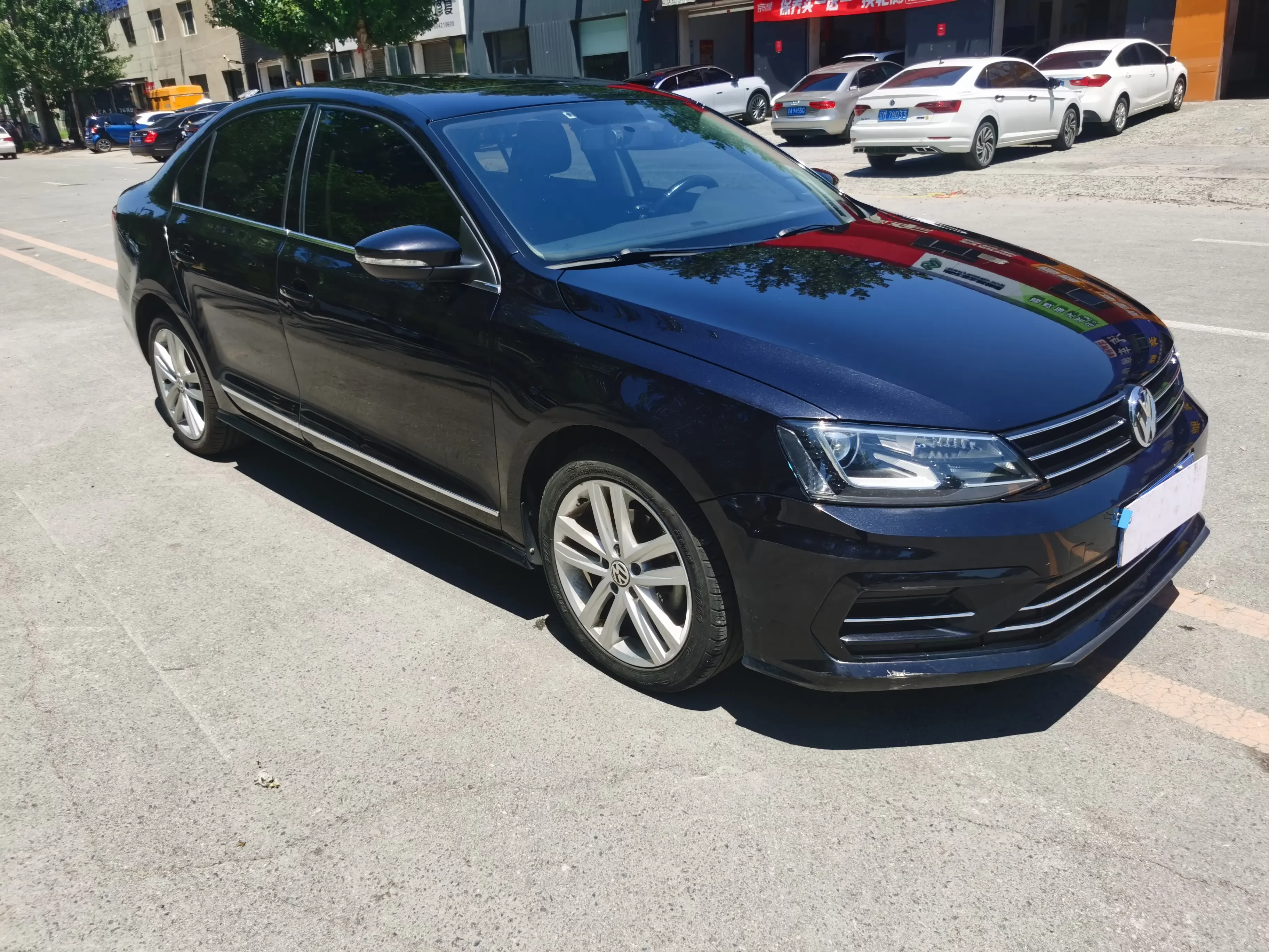 Volkswagen Sagitar