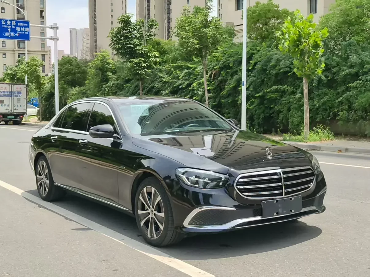 Mercedes-Benz E-Class PHEV