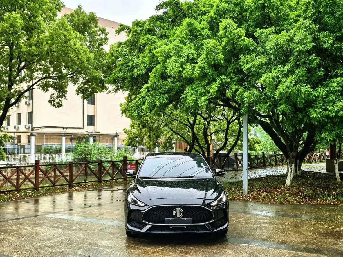 MG 5