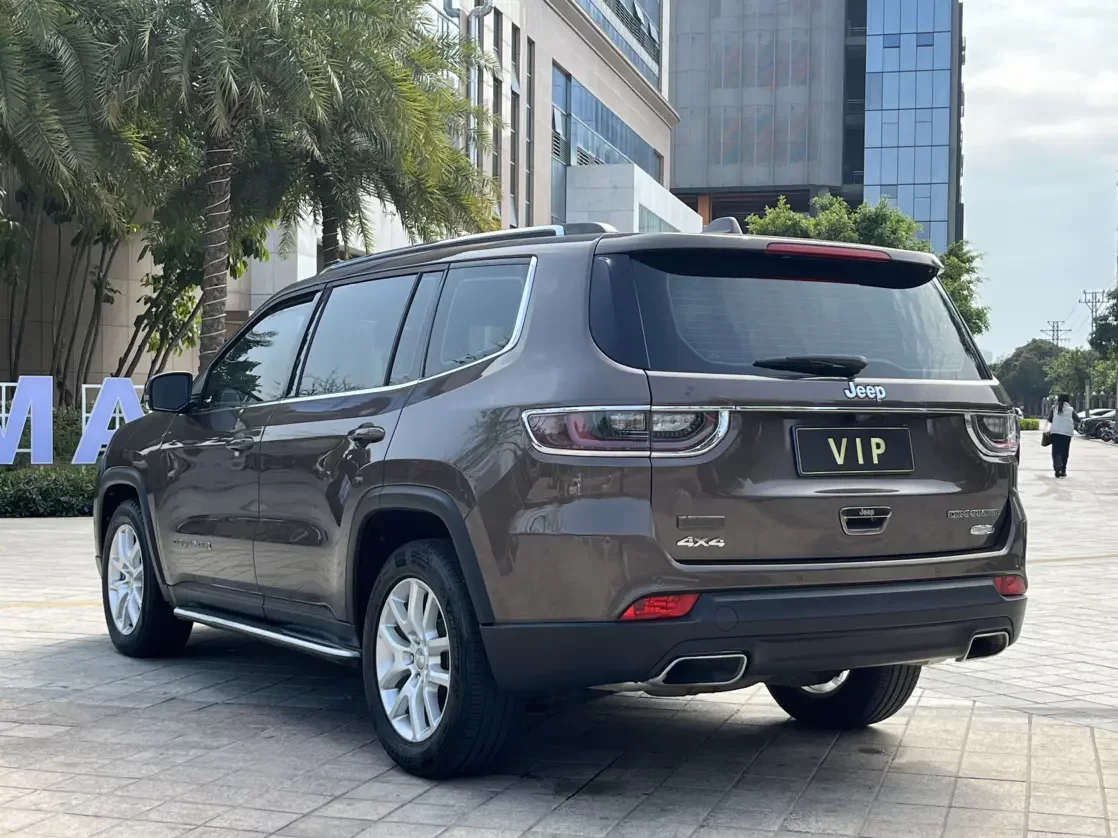 Jeep commander