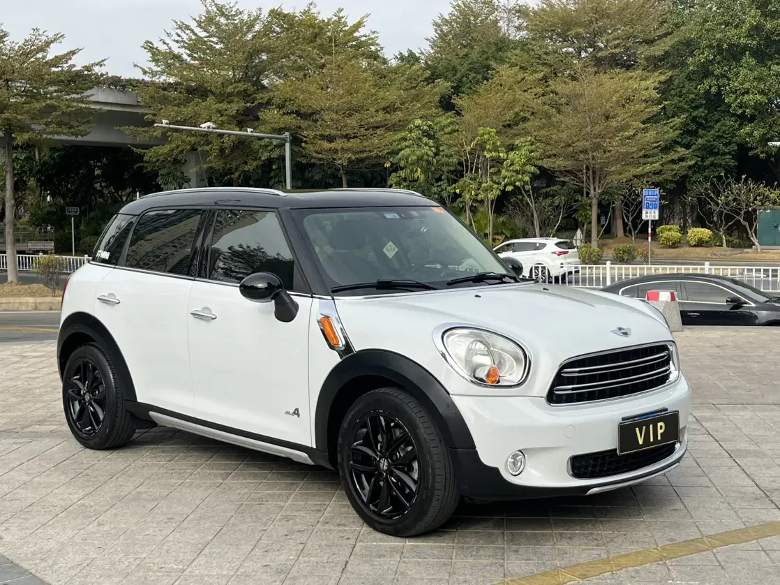 MINI COUNTRYMAN