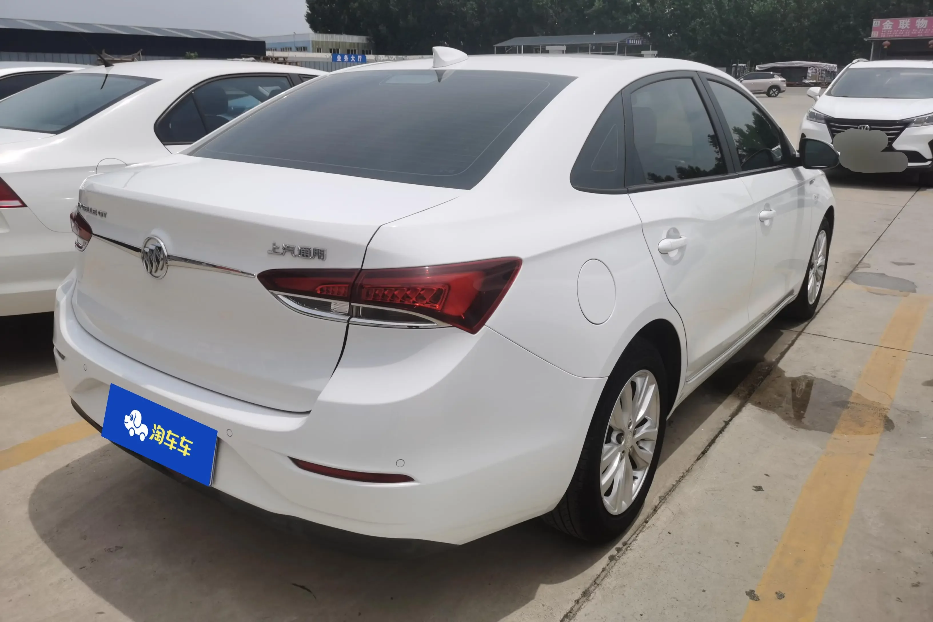 Buick Yinglang