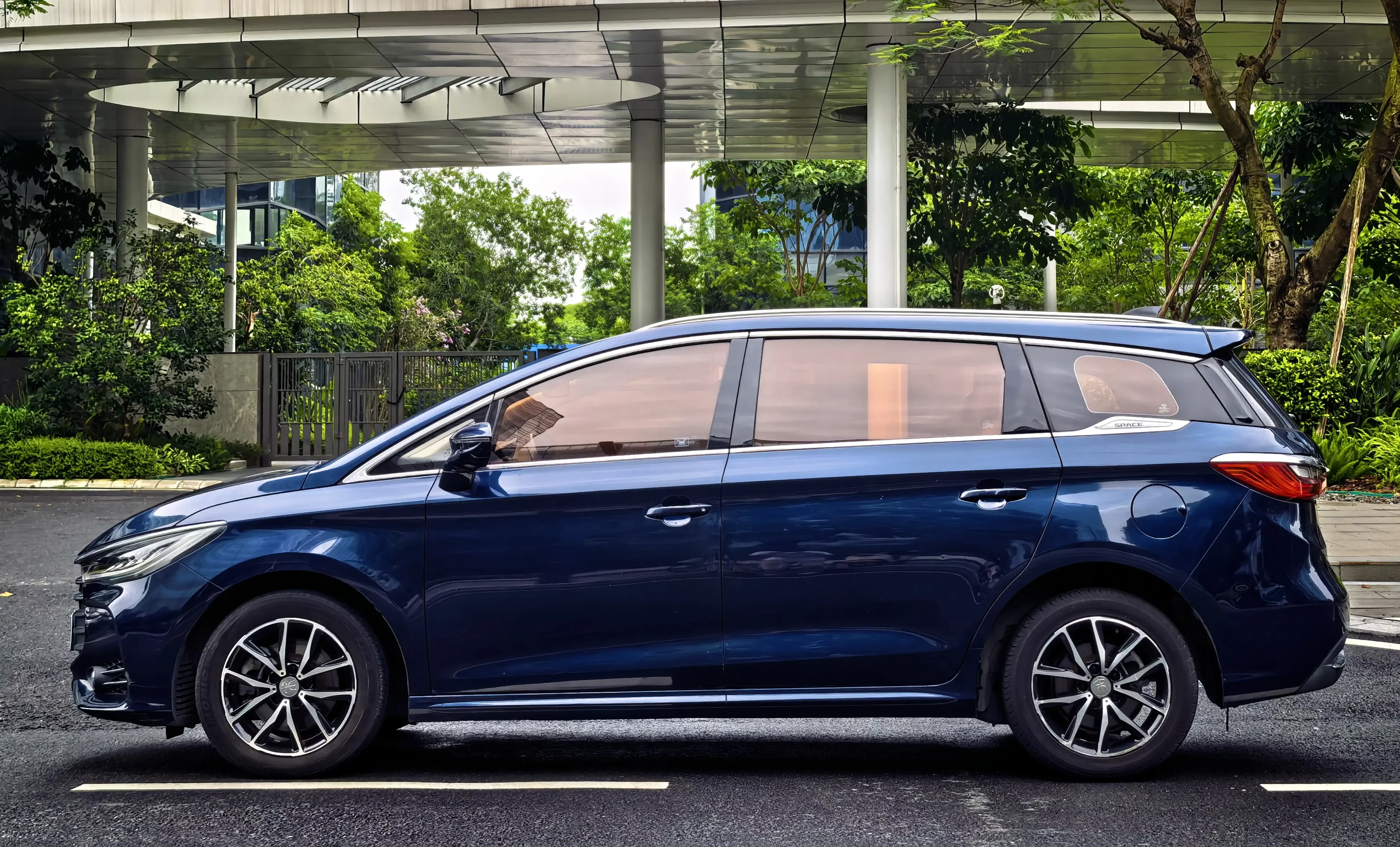 BYD Song MAX