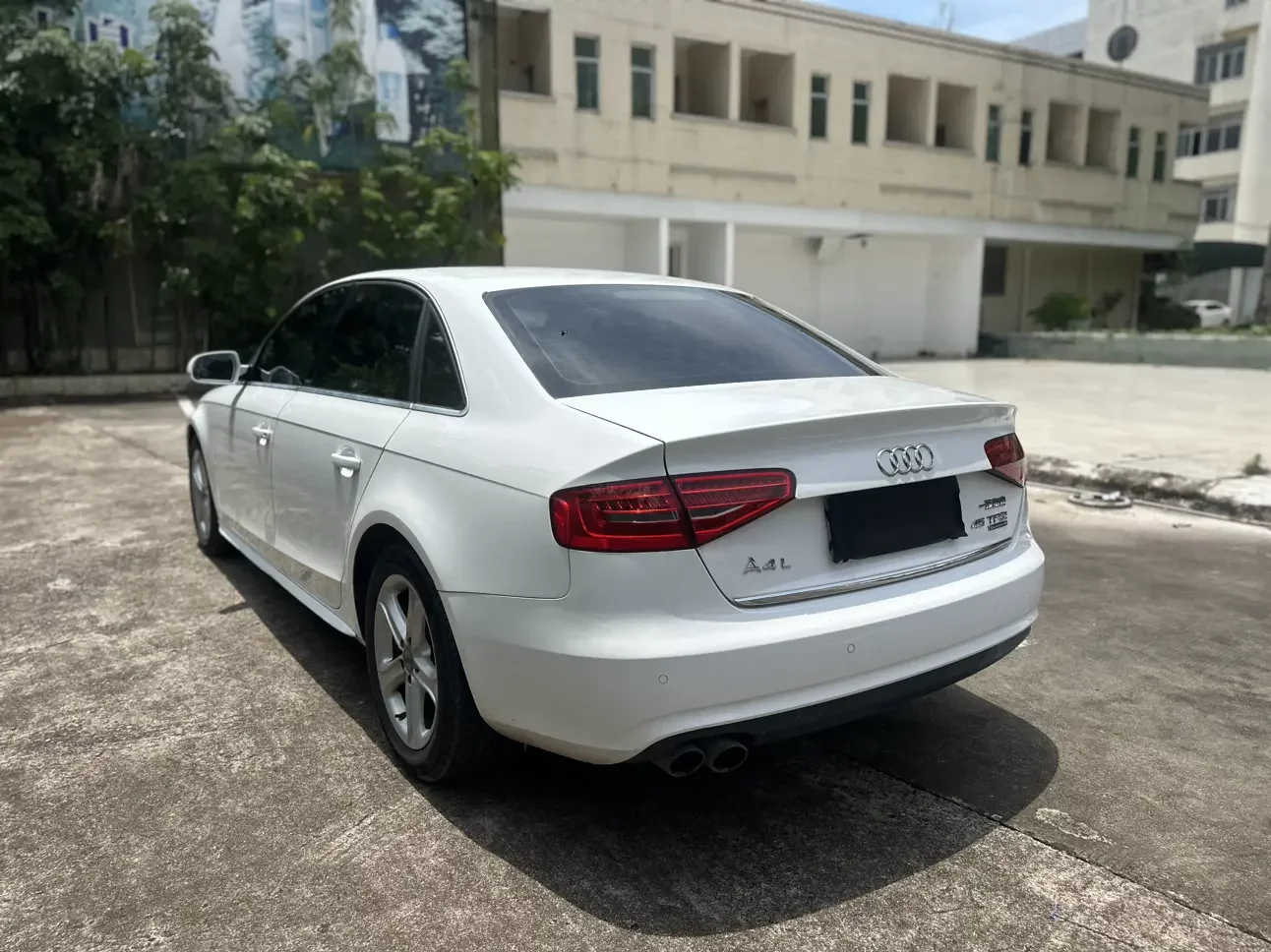 Audi A4L