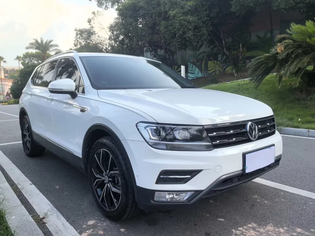 Volkswagen Tiguan L