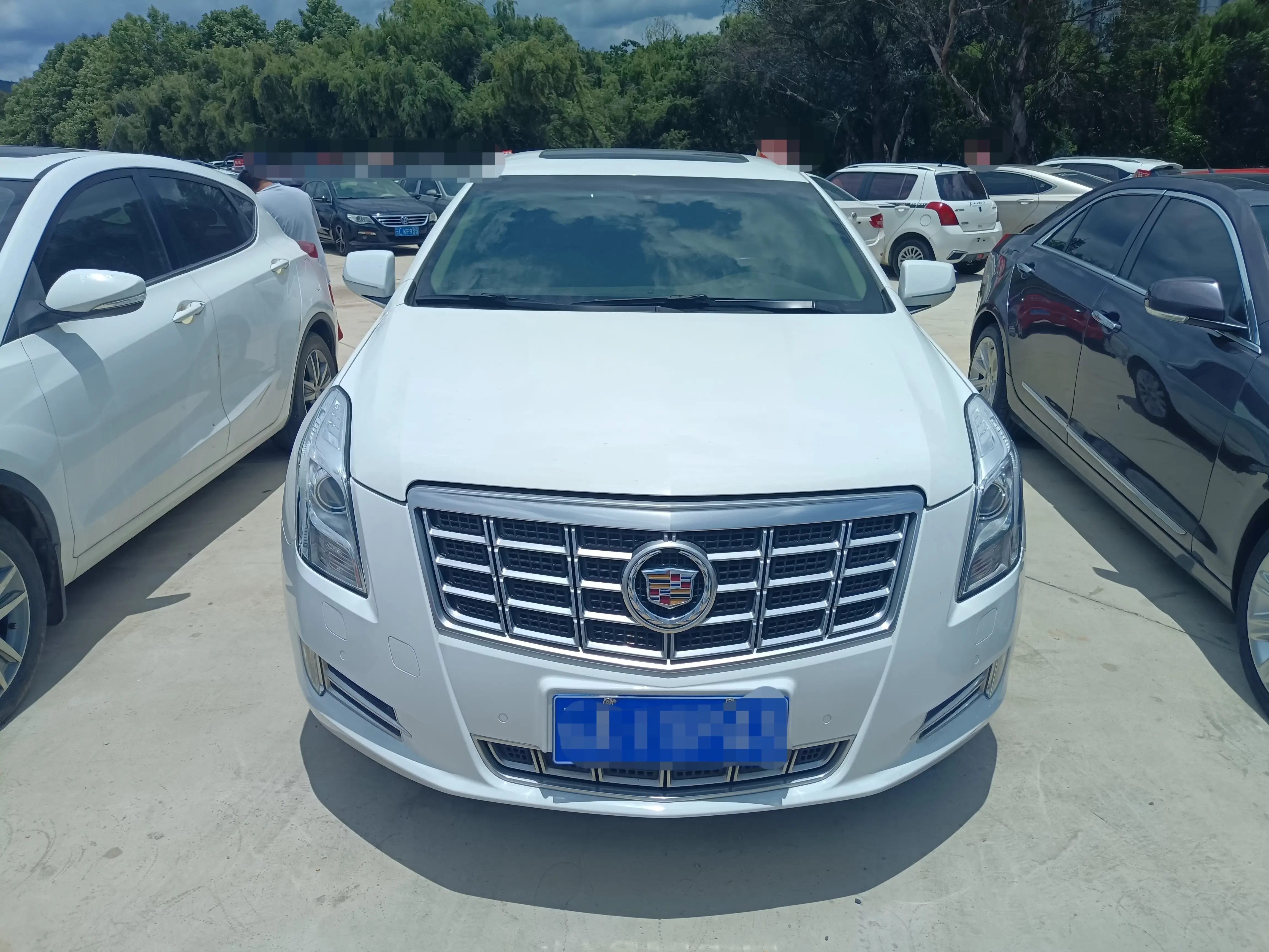 Cadillac XTS