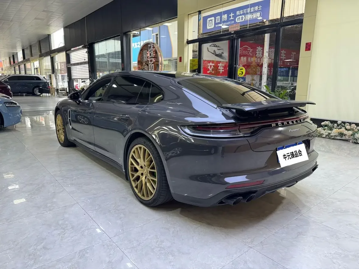 Porsche Panamera