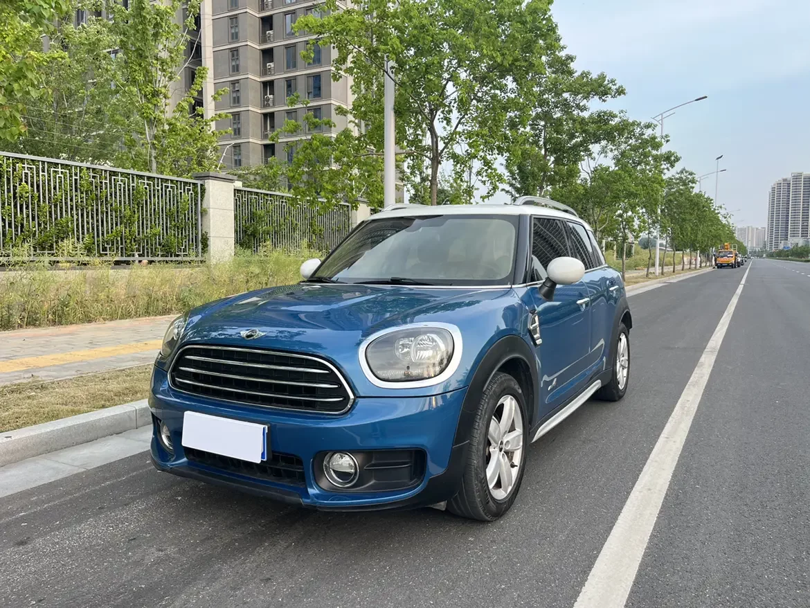 MINI COUNTRYMAN