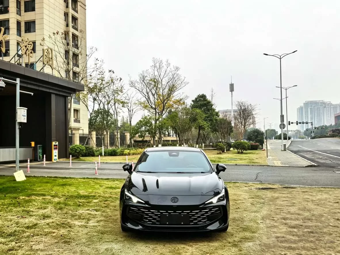 MG 7