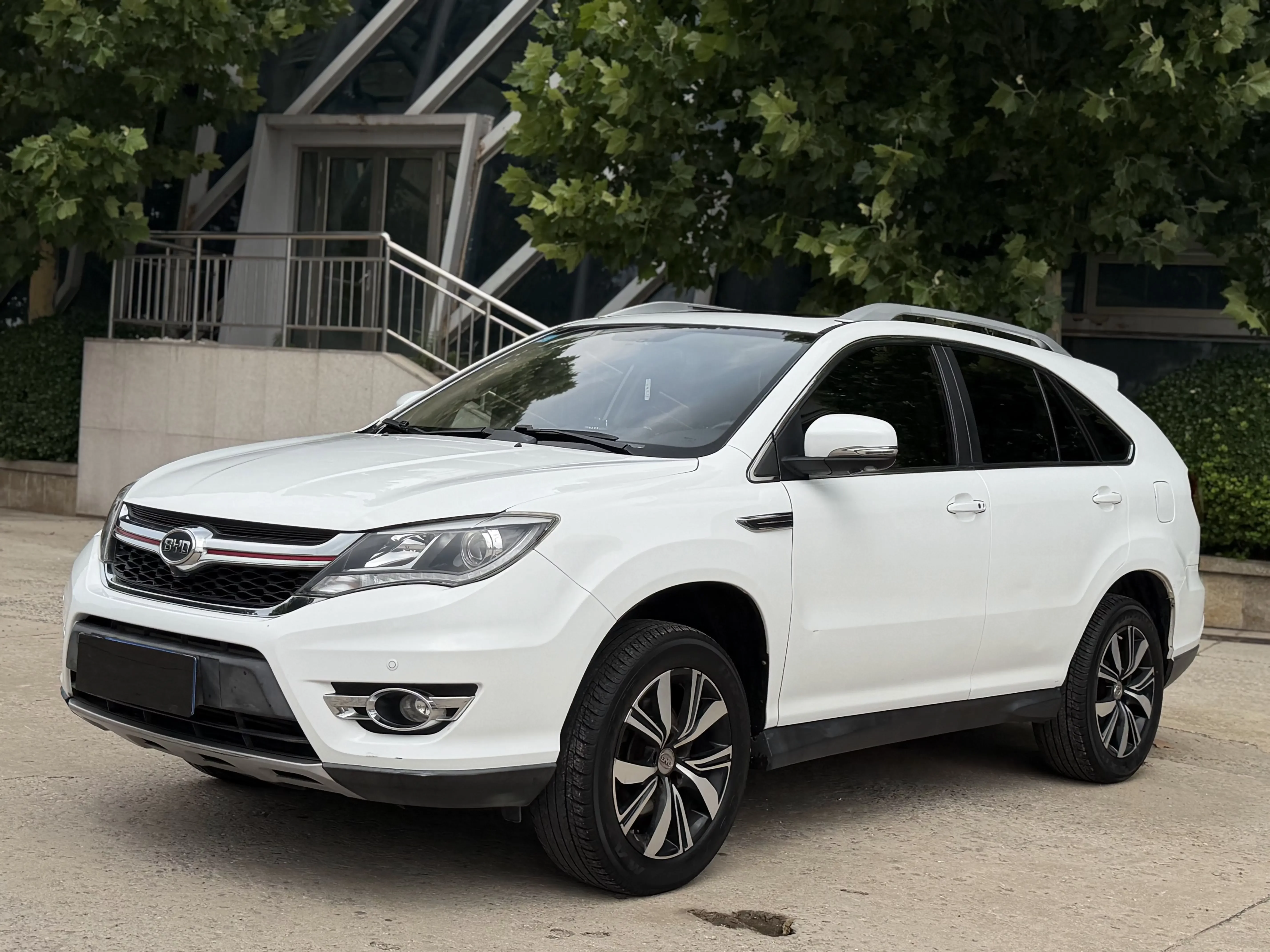 BYD S7
