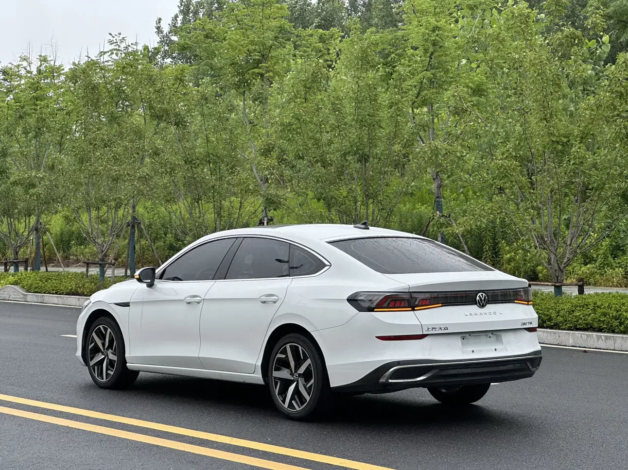 Volkswagen Lamando