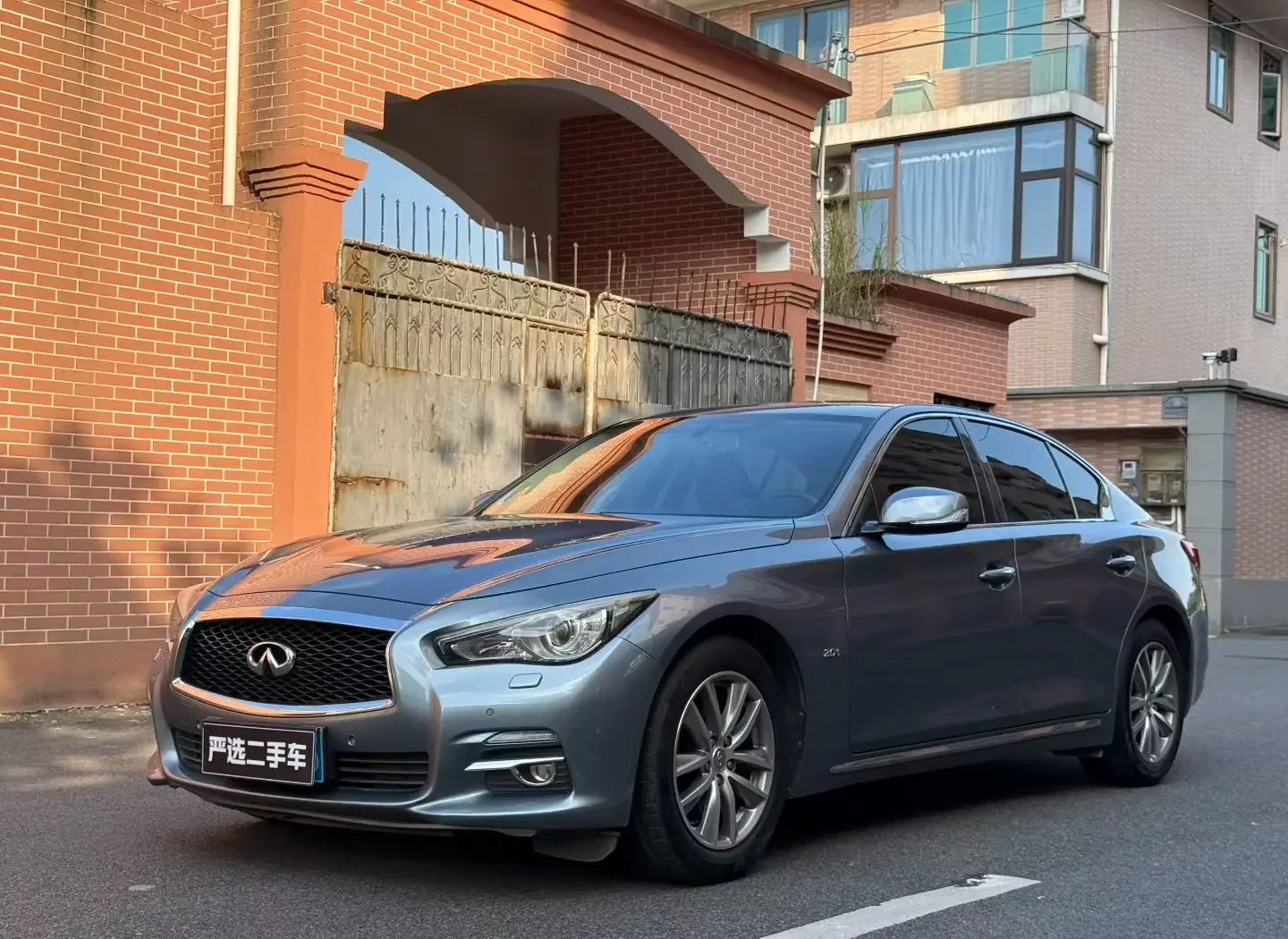 Infiniti Q50L  из Китая