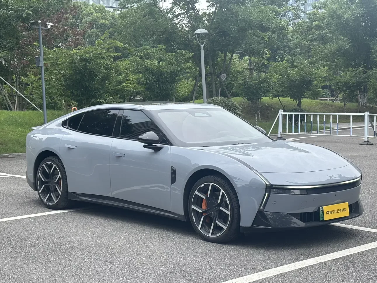 Xpeng P7