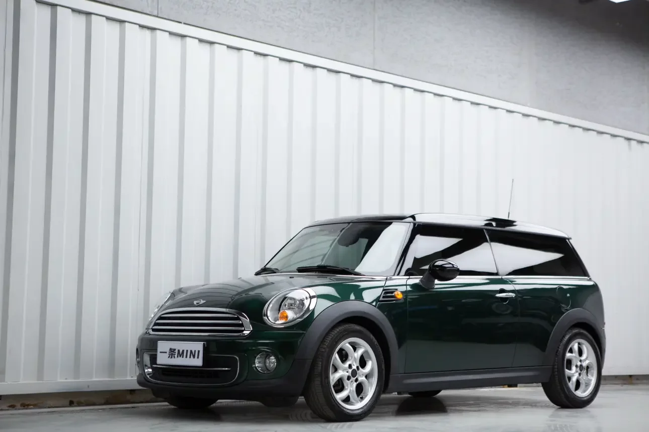 MINI CLUBMAN