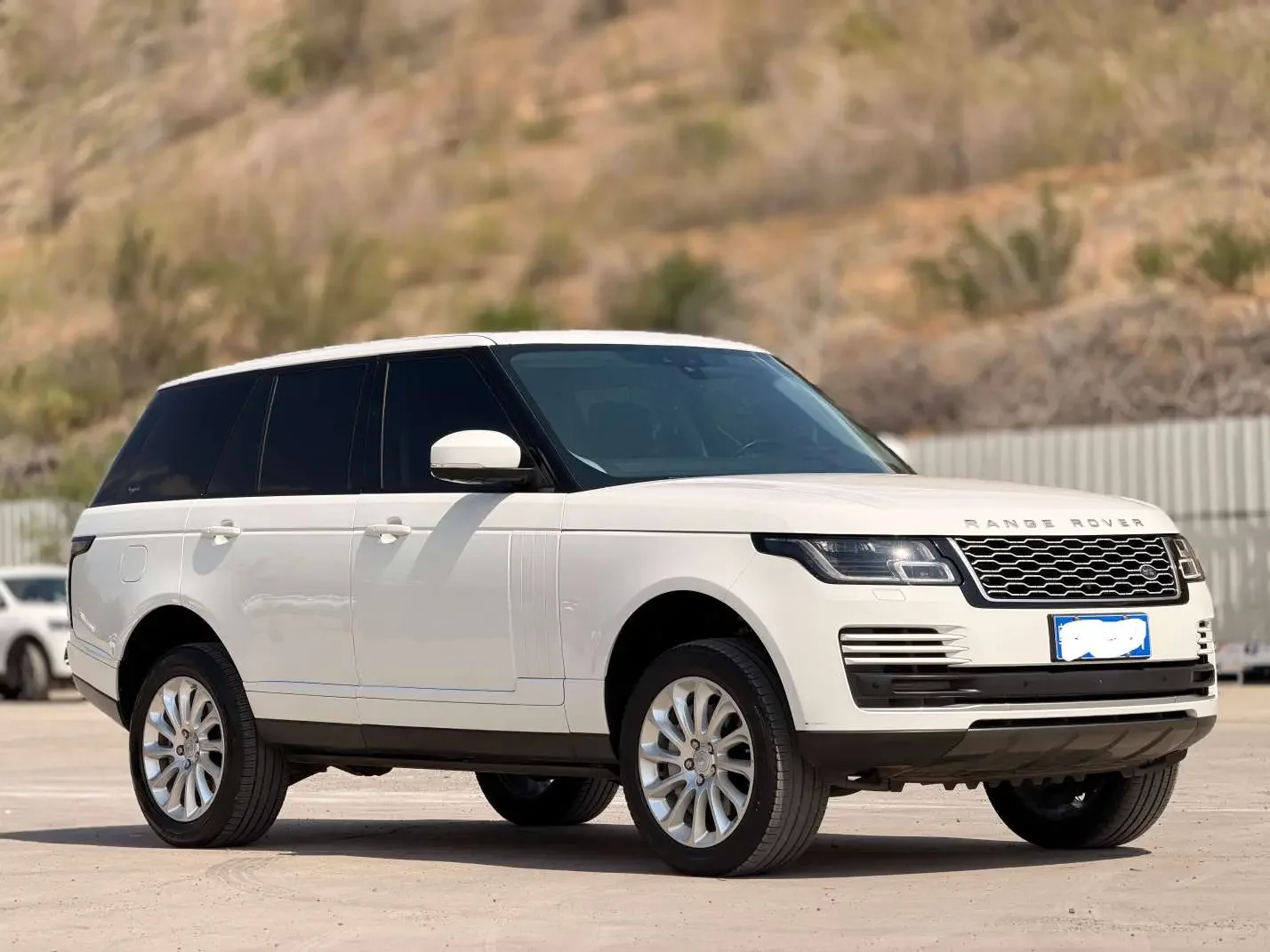 Land Rover range rover